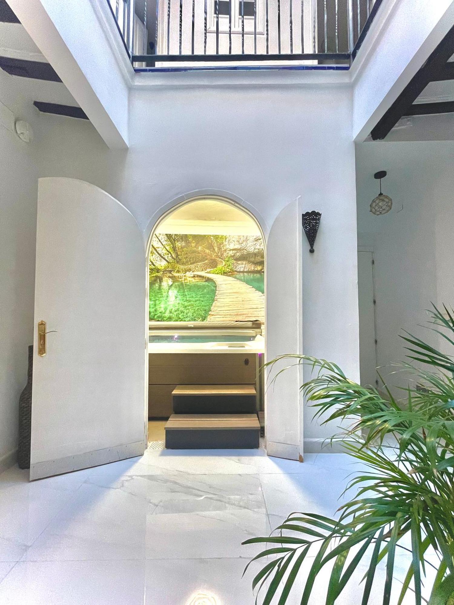 House -Rooftop&Jacuzzi -StayinSéville Extérieur photo