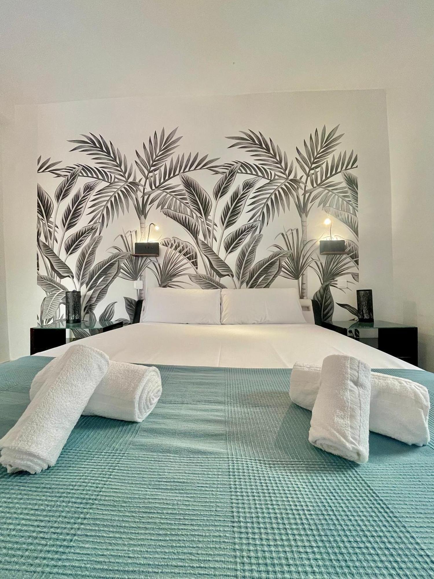 House -Rooftop&Jacuzzi -StayinSéville Extérieur photo